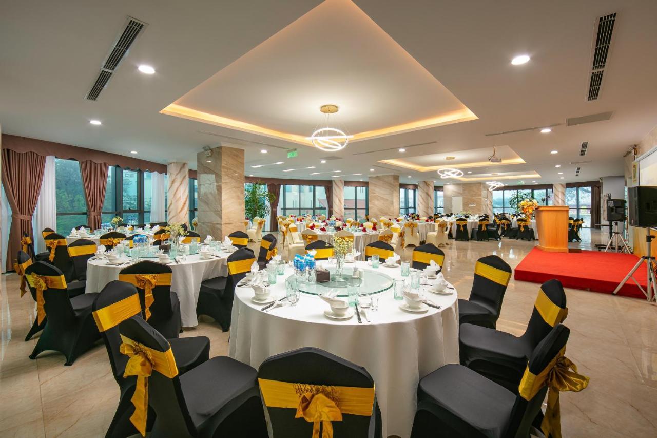 Nesta Hotel West Lake Hanoi Exterior photo